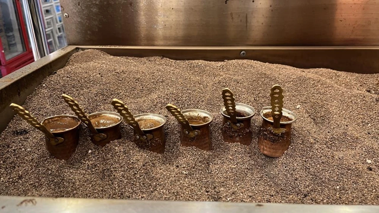 Kahvede stokçuluk fiyatları 3'e katladı